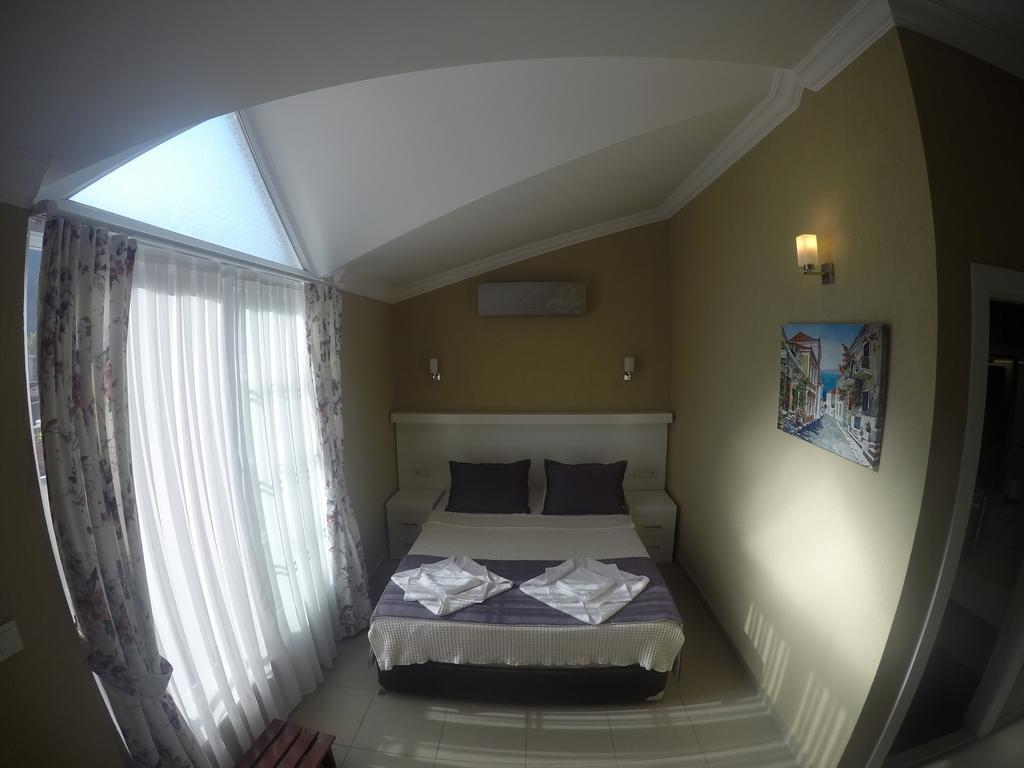 Mimoza Hotel 올루데니스 외부 사진
